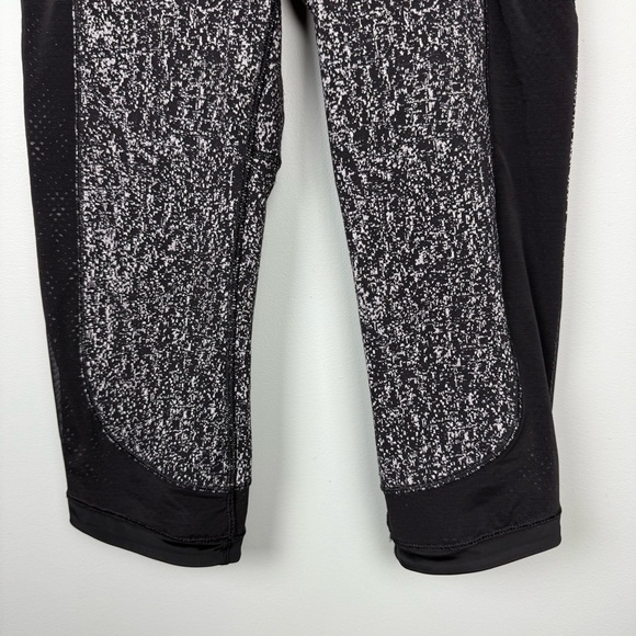 Lululemon Fit Physique Crop Luon Jacquard 19" - Picture 4 of 8